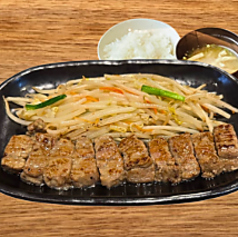 鉄板焼 天神ホルモン アミュプラザくまもと店のおすすめランチ1