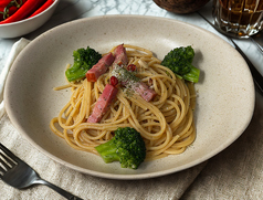 ベーコンとブロッコリーのペペロンチーノ