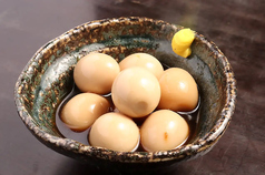自家製だれに漬け込んだ やみつきうずら
