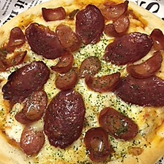 サラミとチョリソ―のピザ