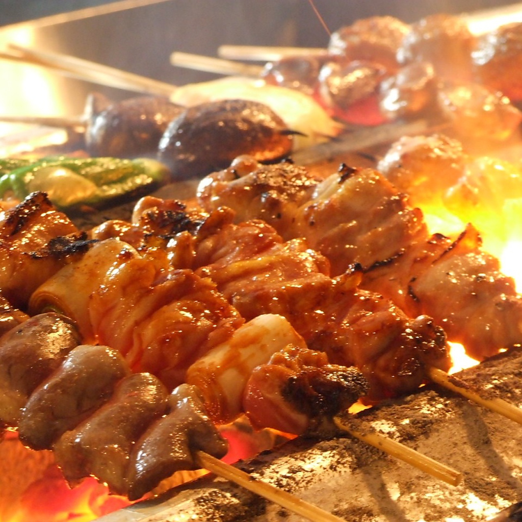 朝引き地鶏を使用した旨味凝縮のこだわりの焼鳥。