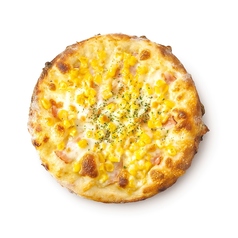 ベーコンとコーンのピザ