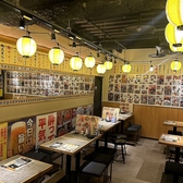 店内の貸切は100名様まで可能ですので、少人数のサク飲みから大人数でのご宴会まで幅広く対応可能です。各種会社宴会やサークルのお集まりなど、人数に合わせて最適なレイアウトをご提案いたします。店舗貸切など大型宴会のご相談もお気軽にお問い合わせください。