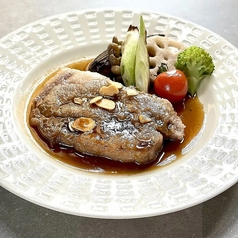 にんにく香る弓豚のトンテキ