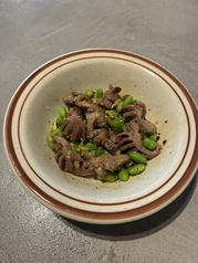 砂肝と枝豆のスパイシー炒め