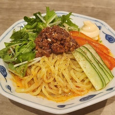 麻辣らぁめんサラダ