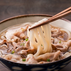 旨味が効いた牛肉うどん♪