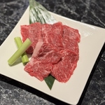 写真はイチボ 1600円(税込)です。柔らかく、旨みが凝縮された部位で、ジューシーな脂と赤身が絶妙◎