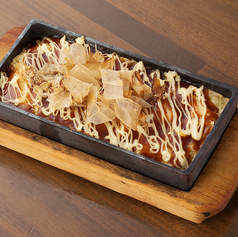 山芋鉄板焼き（チーズ入り＋100円）