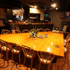 和酒処 シロイツキ 四ツ谷店の雰囲気1