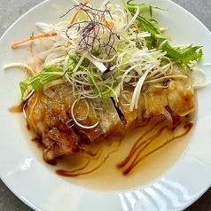 薬味どっさり弓豚の天カツあんかけ