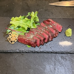 炭で焼く国産和牛ステーキ