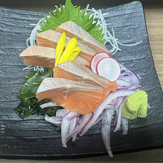 サーモン刺身
