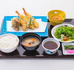 天麩羅定食(小鉢・サラダ・味噌汁・香の物)