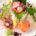 料理メニュー写真&nbsp;当店人気1位！お刺身盛り合わせ(大)