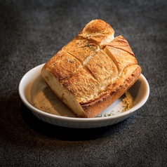 ガーリックバターバゲット