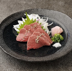 低温調理の刺身「牛はつ」