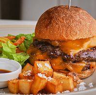 からだが喜ぶ素材の味を活かしたこだわりのハンバーガー