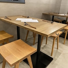 炉端居酒屋かてて新富町店の雰囲気3