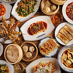 飲み放題付きコースが充実！自慢の餃子や本格中華を囲んで、賑やかな宴会をぜひ、お楽しみください。