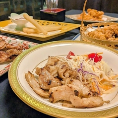 【肉】塩ホルモン焼