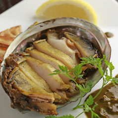 【厳選食材】天然あわびのソテー 〜肝バター醤油ソース〜 100gの写真