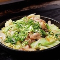 料理メニュー写真 鶏ももガーリック焼き