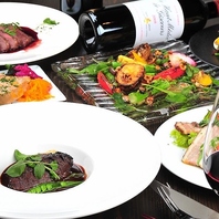 お腹も心も大満足！飲み放題付きコースあり