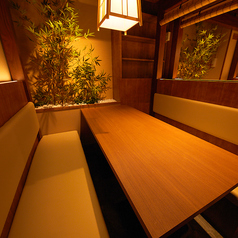 団体様でも安心の宴会個室もございます！周りを気にすることなく心に残る一日を演出するためスタッフ一同精一杯サービスさせていただきます◎間接照明の優しく照らす大人の個室は大宮での女子会や合コン、歓迎会や送別会などにも大変ご好評を頂いております♪お得なクーポンも各種ご用意◎詳しくはクーポンページまで！