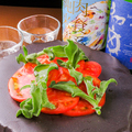 料理メニュー写真 ファーストトマトとアイスプラントのサラダ