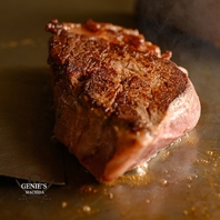 躍動感あふれるヒレステーキを堪能