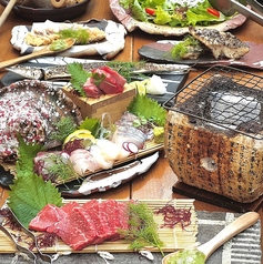 炭焼きと魚貝と日本酒 魚's man うおーずまんのコース写真