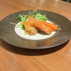 希少部位! スモークサーモンのカマ