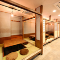 最大２５名様までの掘りごたつの完全個室です。小さいお子様やご家族様でのお食事会や、ご友人や会社の仲間での宴会等のご利用など様々なシーンでお客様に活用されております！