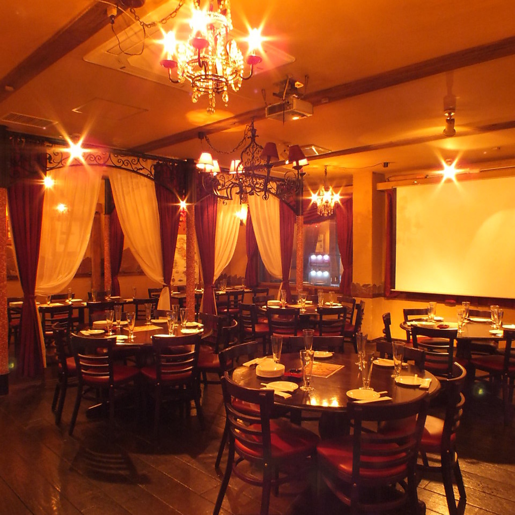 ブライダルのパーティや2次会では、2階席がこんなに素敵に♪