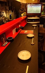 カウンターもテレビや各ソフトが見れます