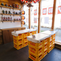 併設している立ち飲みスペースです(焼肉のご利用はいただけません)※お席を確保したい際はお電話でご予約お願いいたします♪また、立ち飲みスペースは通常来店でも楽しめます！！