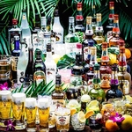 飲み放題付きコースを各種ご用意！お好きなドリンク片手にパーティーをお楽しみ下さい！