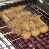 カウンターから見える焼き場。岩手鶏をつかった串焼きが自慢です