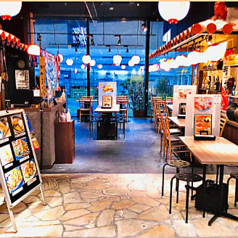 沖縄酒場 かふー 竹芝 店の雰囲気2