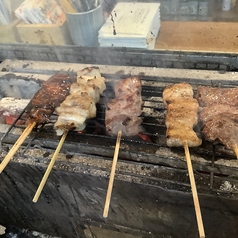 名物の肉豆腐からやきとんまで全品テイクアウト可能！