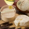 国産チーズコンクール「JAPANCHEESEAWARD」金賞受賞古株つや子さんが開発したチーズ。【つやこフロマージュ】そのまま食べて頂くか、サラダやバケットなどの付け合せとしても相性抜群です。是非！ご賞味ください♪