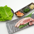 料理メニュー写真 国産豚サムギョプサルセット