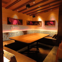 VIP完全個室 多種多様な個室をご用意しております。デート利用の2名様用個室や、女子会・合コン・誕生日会などプライベートな宴会から、歓送迎会・会社宴会など大型宴会用のお席もご用意いたします♪♪まずはお気軽にお電話にてご相談ください!!