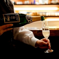 支配人の坂本功氏はサービスのプロフェッショナル！