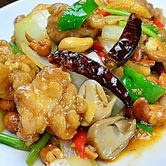 鳥肉のカシューナッツ炒め(ガイパッメットマムワン)