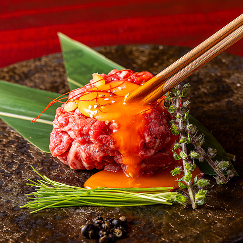 横浜駅3分｜完全個室で堪能する極上黒毛和牛◎朝5時まで営業