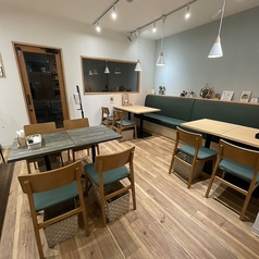 貸し切りの際の座席フォーメーションです。10名様～　ご相談ください