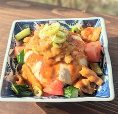 ピリ辛焼肉の冷奴