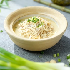 鶏がらスープと竹の子の煮込み